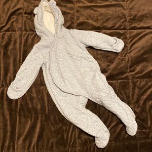 New without tags Carters 9mo Baby Bunting Suit